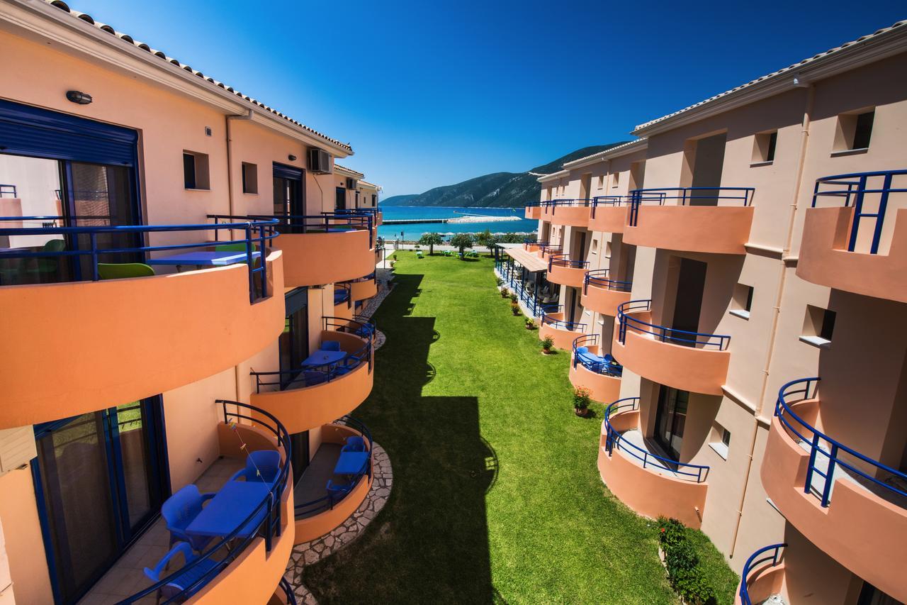 Akroyiali Resort فاسيليكي المظهر الخارجي الصورة